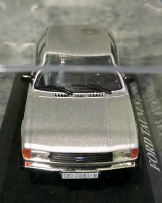 Lote 5 coches miniatura 1/43 años 80