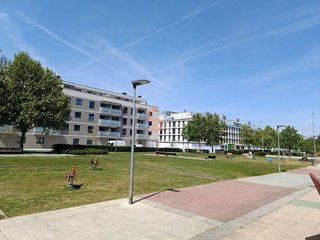 Local comercial en alquiler en Las Villas - Sta Ana en Valladolid