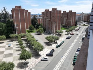 Piso en alquiler en Ermitagaña - Mendebaldea en Pamplona