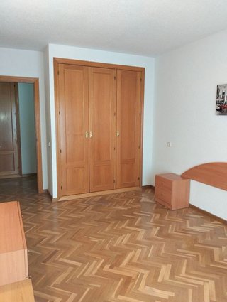 Piso en alquiler en San Isidro - Los Almendros en Alcalá de Henares