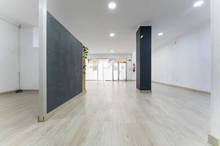 Local comercial en alquiler en El Llano en Gijón