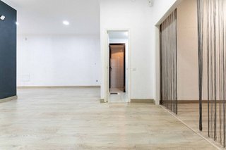 Local comercial en alquiler en El Llano en Gijón