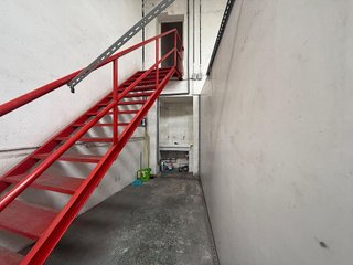 Nave industrial en alquiler en Adurtza - Aretxabaleta en Vitoria-Gasteiz