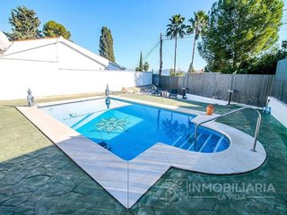 Chalet en venta en Coín