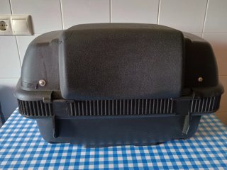 Baúl de moto Honda 45L con llaves