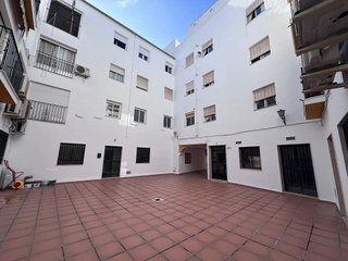 Piso en venta en Cabra