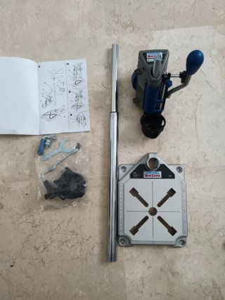 Estación de trabajo Dremel 220