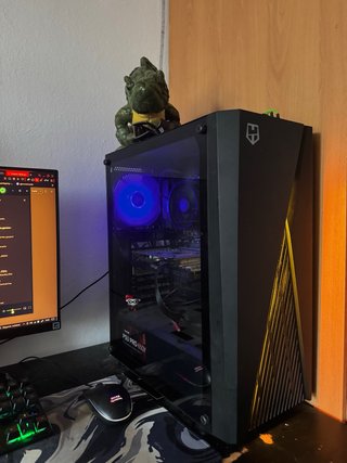PC Gaming con iluminación LED