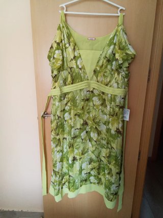 Vestido largo estampado floral verde