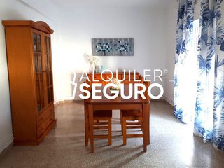 Piso en alquiler en Baza