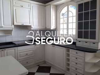 Piso en alquiler en Baza