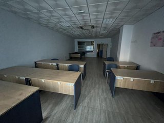 Local comercial en alquiler en Angustias - Chana - Encina en Granada