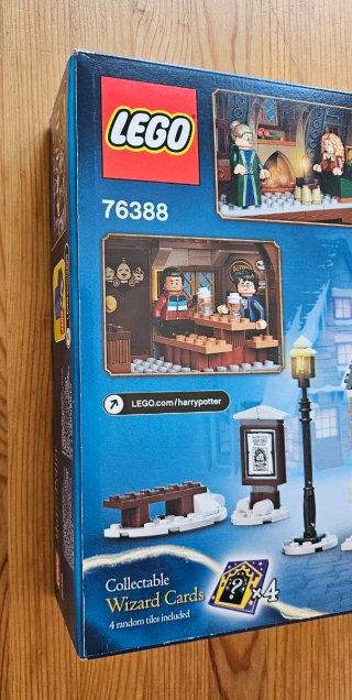 LEGO Harry Potter 76388 Hogsmeade Village Visit