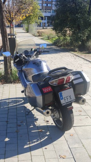 Yamaha FJR1300 Touring Moto