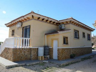 Casa en venta en Abanilla