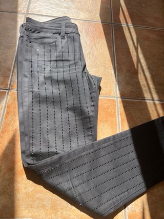 Pantalones pitillo Guess negros