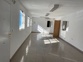 Nave industrial en alquiler en Polígonos - Recinto Ferial Cortijo de Torres en Málaga