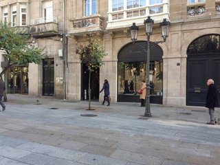 Local comercial en alquiler en Centro en Ourense