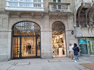 Local comercial en alquiler en Centro en Ourense