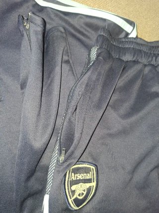 Abbigliamento sportivo ARSENAL Adidas per bambini fino a 1,60m