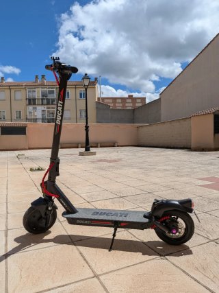 Patinete Eléctrico DUCATI Pro II Evo 30km Ávila