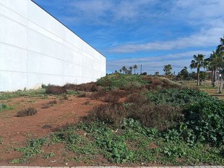 Terreno en venta en El Paraiso-Los Almendros en Eliana (l´)