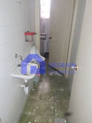Local comercial en venta en Vallobín - La Florida en Oviedo