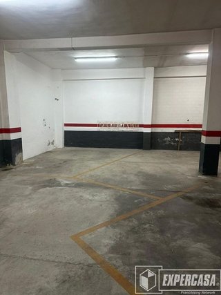 Local comercial en venta en El Castell en Burjassot