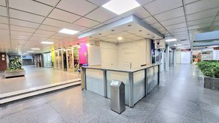 Local comercial en venta en La Buhaira en Sevilla