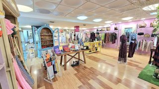 Local comercial en venta en La Buhaira en Sevilla