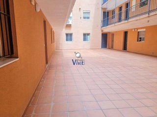 Local comercial en venta en La Paz en Alcalá de Guadaira
