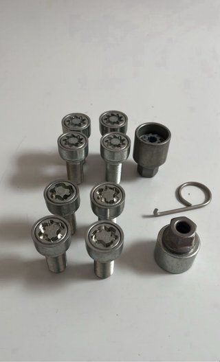 TORNILLOS ANTIRROBO VW GOLF SEAT AUDI VW T4 T6.1