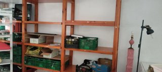 Se alquila altillo de obra para almacén trastero