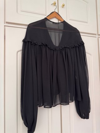 Blusa negra Mango manga larga
