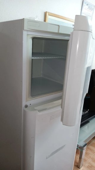 Nevera Indesit Blanca