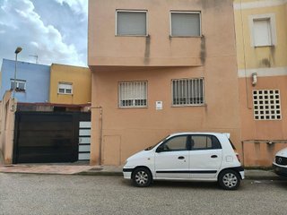 Garaje en venta en Villena