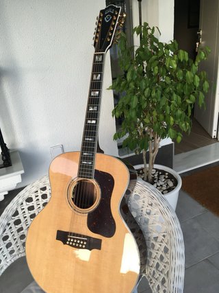 Guitarra Guild F512 NAT E 12 cuerdas