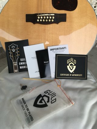 Guitarra Guild F512 NAT E 12 cuerdas