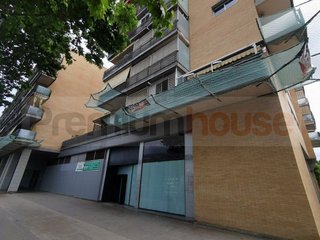 Local comercial en venta en Campreciós - Torre Roja en Viladecans