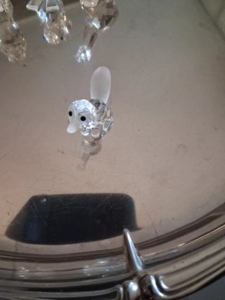 Pezzi Swarovski con parti mancanti