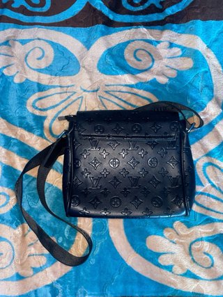 Bolso LV  PRECIO NEGOCIABLE