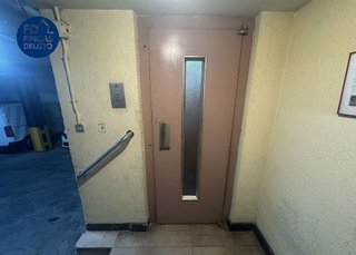 Garaje en venta en San Pedro de Deusto-La Ribera en Bilbao