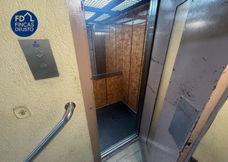 Garaje en venta en San Pedro de Deusto-La Ribera en Bilbao