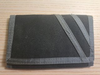 Monedero Negro y Gris