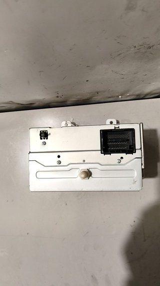 SISTEMA AUDIO / RADIO CD Opel Astra J Sedán (06.2012->)