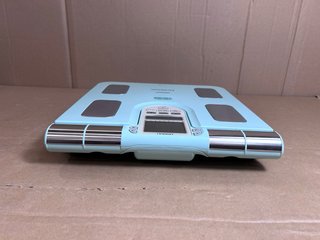 Báscula Inteligente OMRON BF511