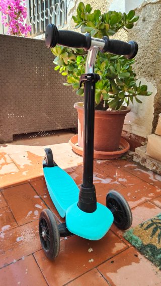 Patín infantil 3 ruedas azul