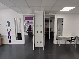 Local comercial en alquiler en Valderas - Los Castillos en Alcorcón