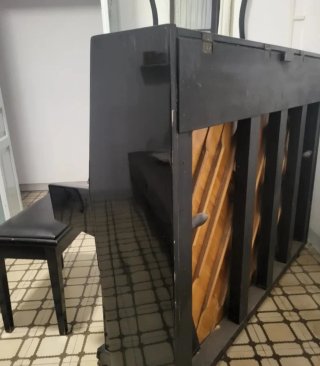 Piano Vertical Cherny