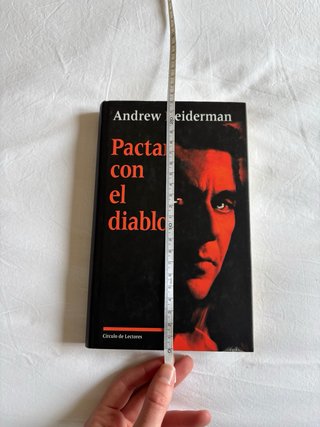 Libro “Pactar con el diablo” de Andrew Neiderman